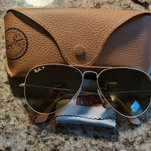 Polarized Ray-Ban Aviator Sunglasses